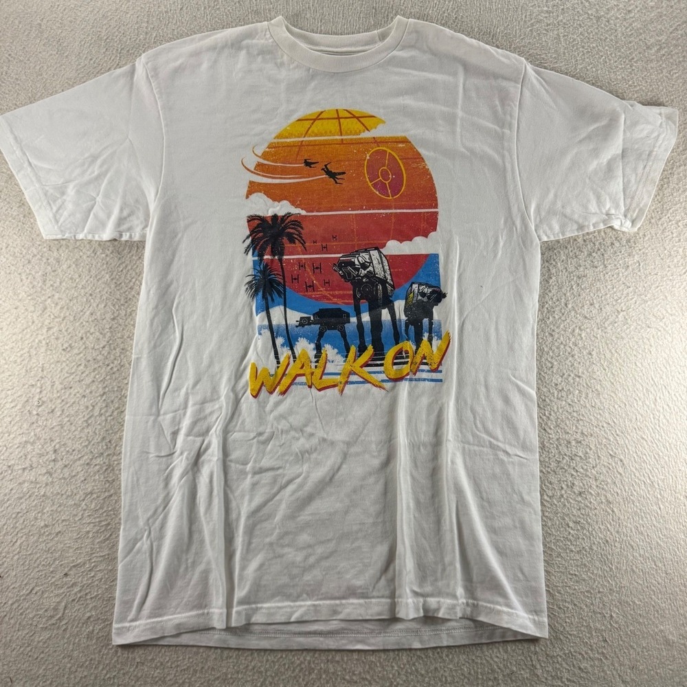 teeVillain Graphic T-Shirt Mens Medium White Excellent Star Wars Walk On Mashup